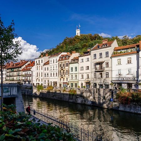 Ella'S Castle View Apartment Ljubljana Bagian luar foto