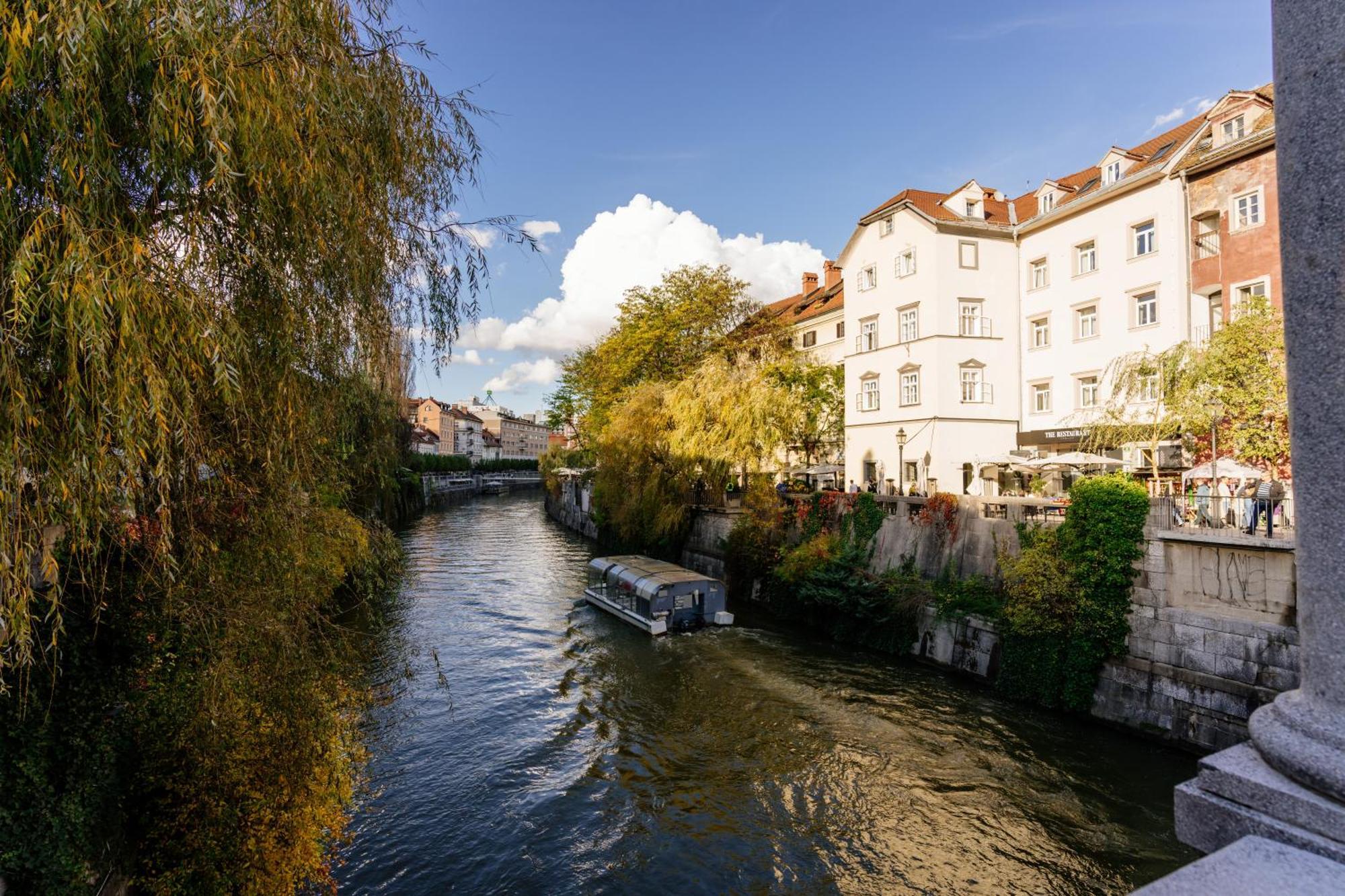 Ella'S Castle View Apartment Ljubljana Bagian luar foto